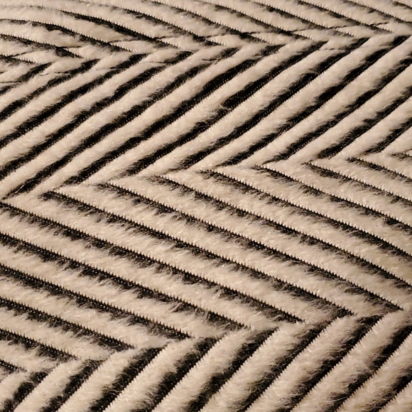 Hilton Hollis tailored chevron stripe jacket - Picture 3 of 10